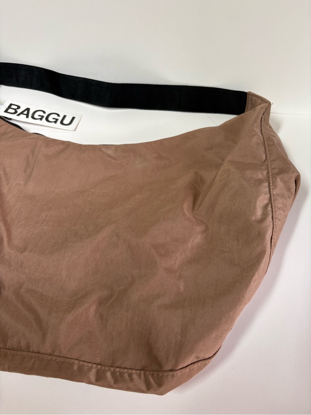 NWT BAGGU Large Crescent Bag - Cocoa - Picture 5 of 14